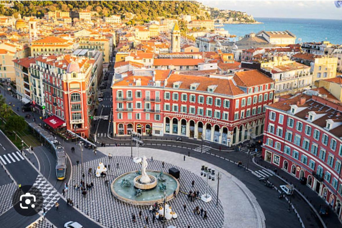 Appartement 4 Couchages Idealement Place Promenade Des Anglais / Cours Saleya Nizza Esterno foto